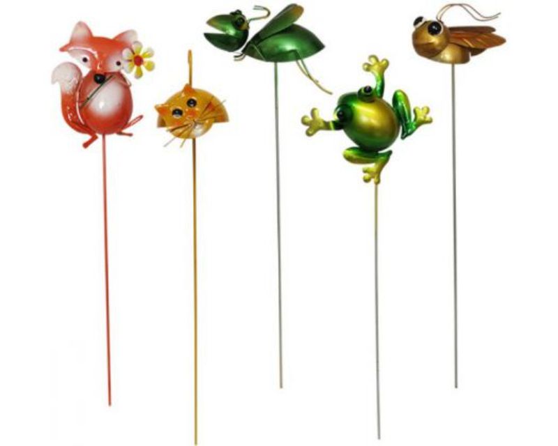 Set of 5 decorative metal garden stakes to enhance outdoor spaces with charm and support for plants.