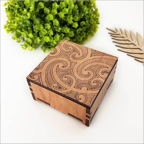 Small Trinket Box: Ta Moko 2 Square Trinket Box