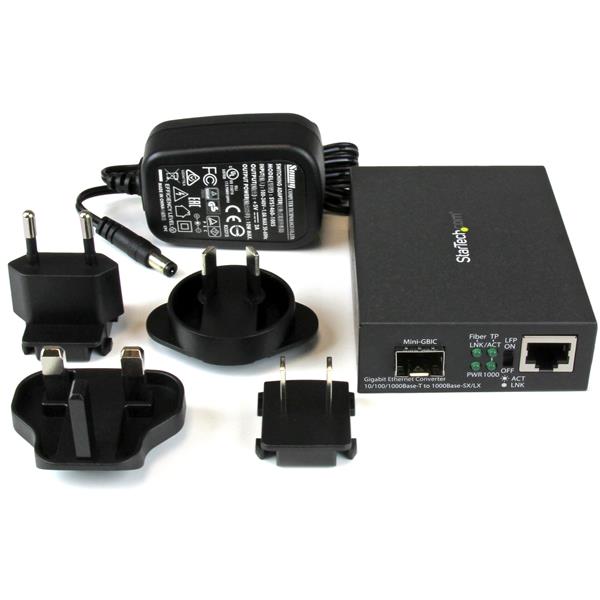 Gigabit Ethernet Fiber Media Converter with Open SFP Slot for High-Speed Network Extension