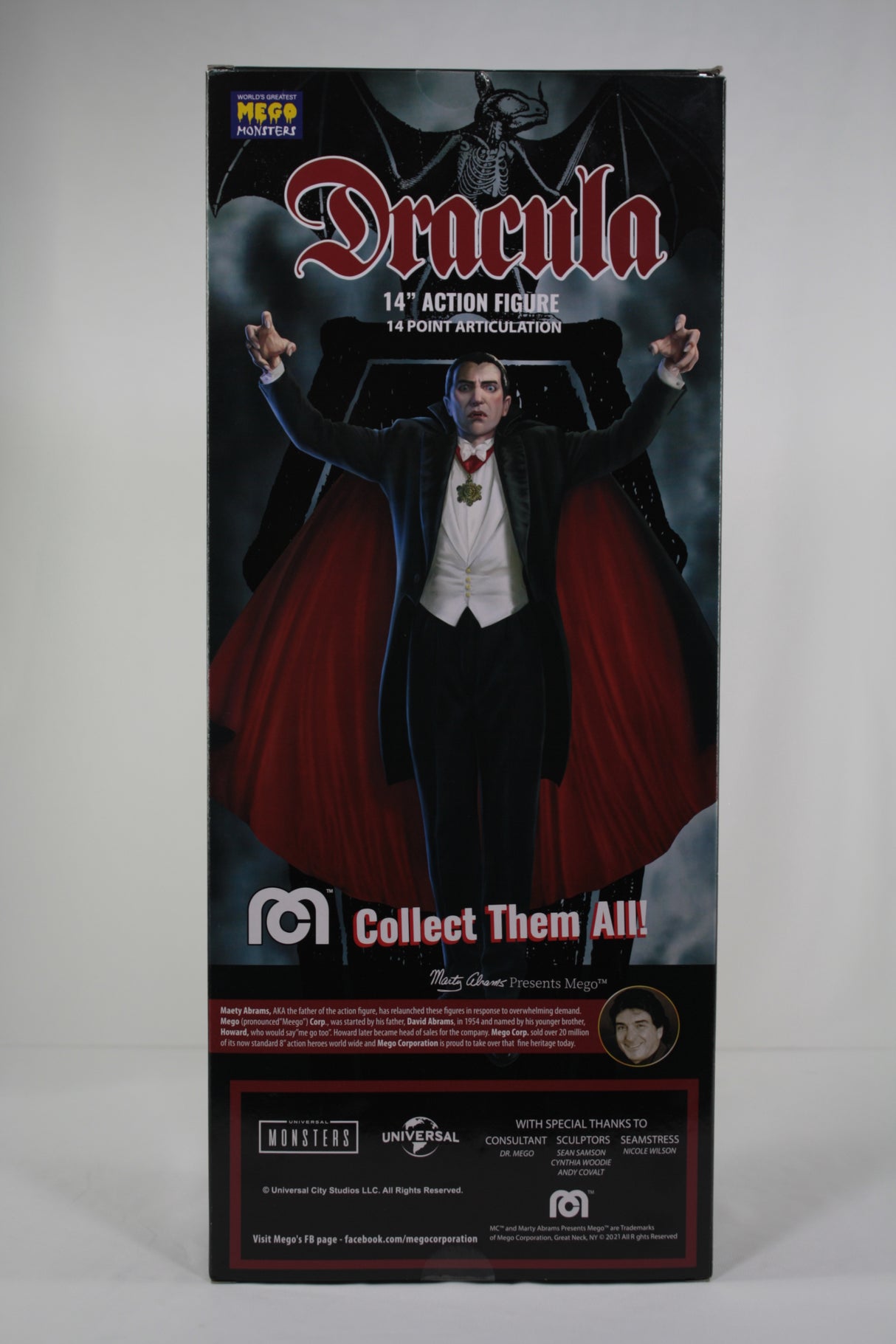 Collectible Figurine - MEGO: 14" DRACULA UNIVERSAL