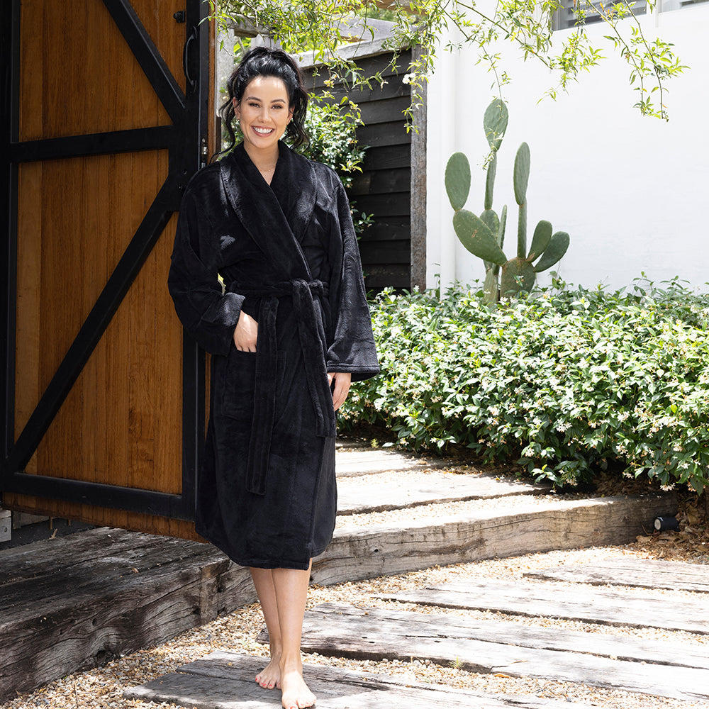 S/M Microplush Robe Black- Bambury