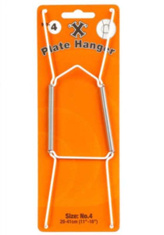 Stylish wire plate hanger for 28-41cm plates, featuring a secure four-hook system and durable white plastic coating.