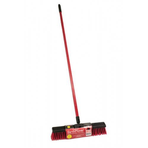 Heavy-duty 45cm outdoor broom with robust steel handle for efficient debris cleanup and versatile outdoor maintenance.