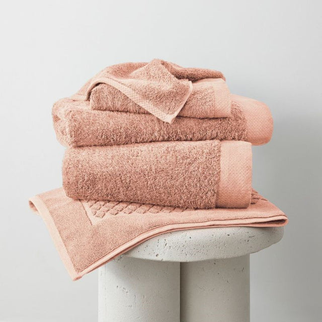 Eco-friendly Bamboo Bath Mat in Cameo Rose, 51 x 76cm, soft, absorbent, and perfect for sensitive skin.