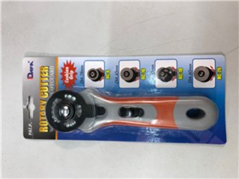 RC-18 Roller Cutter with 45mm stainless steel blade and soft grip handle for precise cutting of fabric and paper.