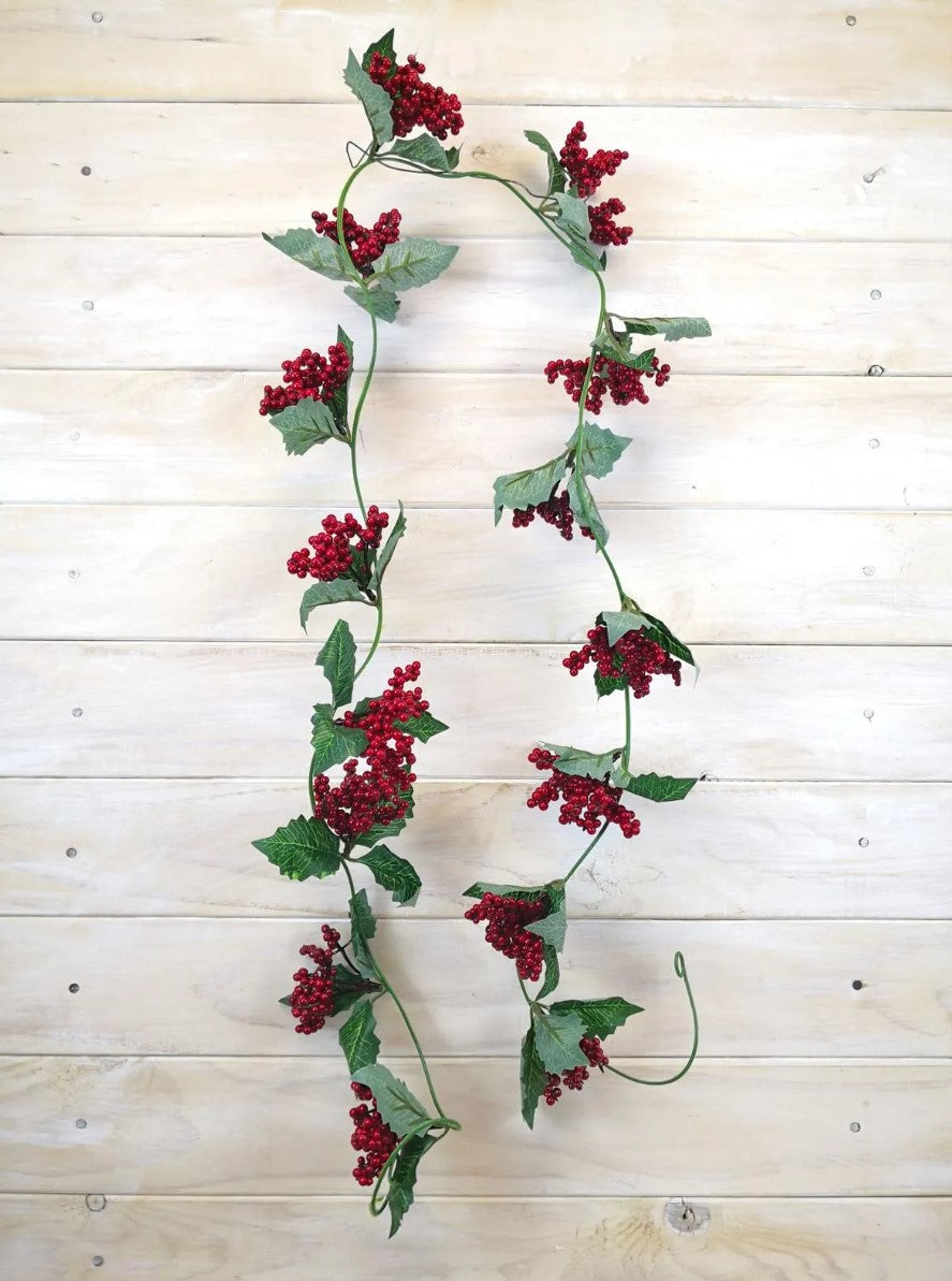 Holly Garland with Small Berries - 6' (Green)