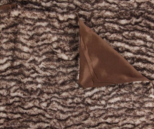 Wavy Line Fur Throw