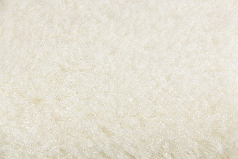 White Crimped Long Hair Throw (150 x 180cm)