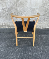 WISHBONE CHAIR - NATURAL/BLACK (78cm)