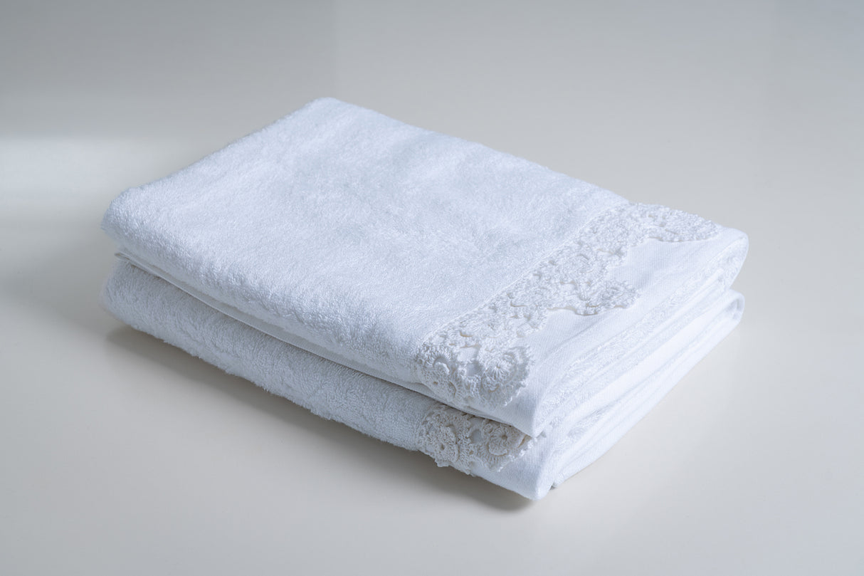 Baksana - Bath Towel - Bamboo Towel - Lace Detail - White