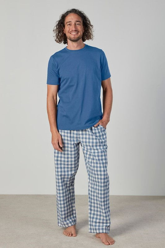 HUGO Casual PJ Set by BAKSANA: comfy t-shirt and pants with pockets, made from OEKO-TEX® cotton for soft, breathable wear.