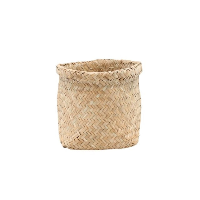 Natural flax pot basket, 20x15cmH, ideal for indoor plants and stylish decor, eco-friendly and lightweight design.