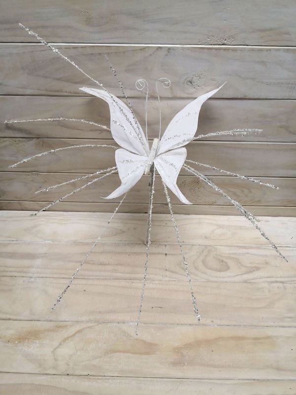 Glittered Butterfly w/Long Tail - Large (White)