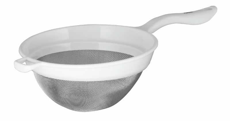 Avanti 19cm Stainless Steel Strain with Plast Frame Wht