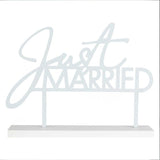 Elegant 'Just Married' table sign, 25cm x 29cm, perfect for enhancing wedding decor and celebrating love.