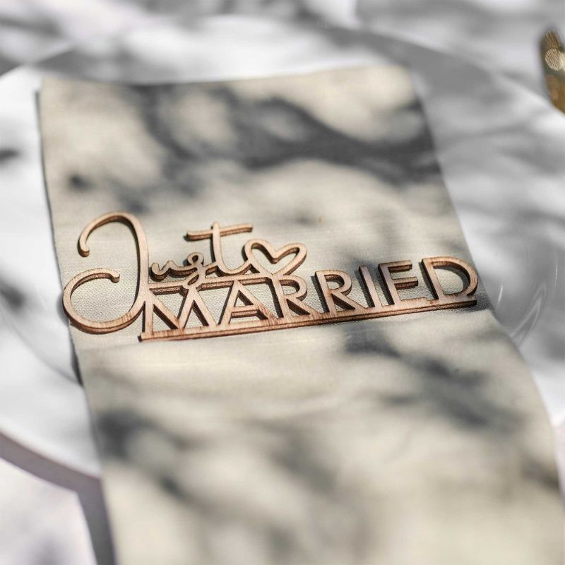 Sage Wooden 'Just Married' place settings, elegant decor for weddings, pack of 6, 7cm x 14cm, rustic design.
