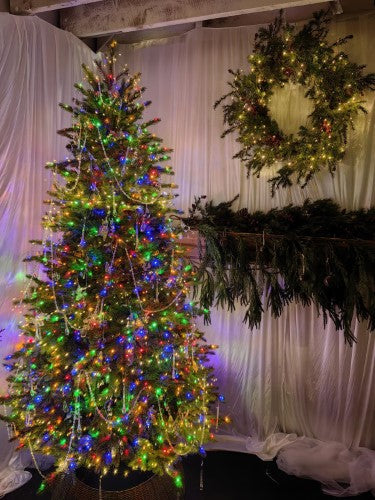 Real Touch Mixed Juniper Pine Christmas Tree with 1500 LED Lights & 3913 Tips - 7.5'