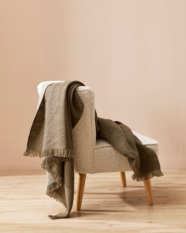 Chester Throw - Ecru 125x150cm - OLLO