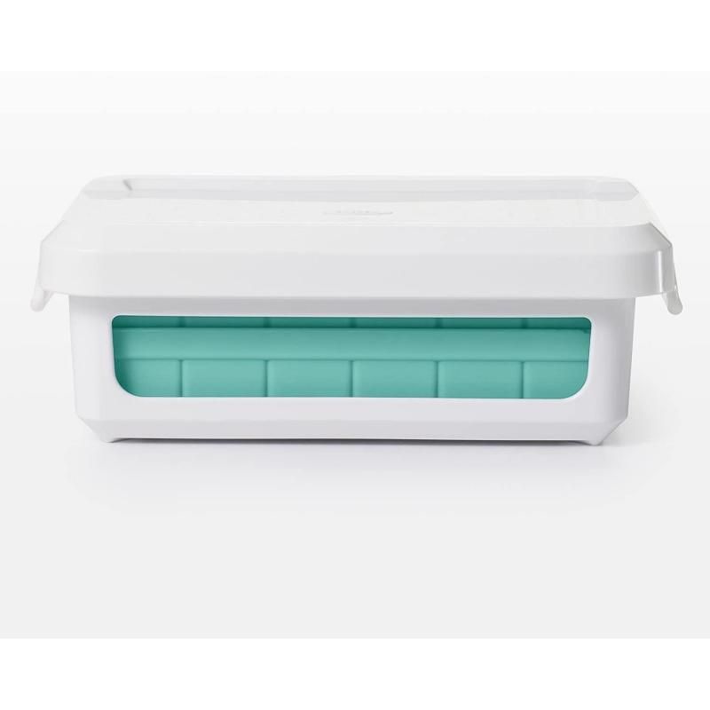 OXO Good Grips Covered Ice Cube Tray | Small