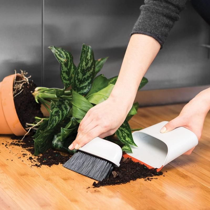 OXO Good Grips Compact Dustpan And Brush Set