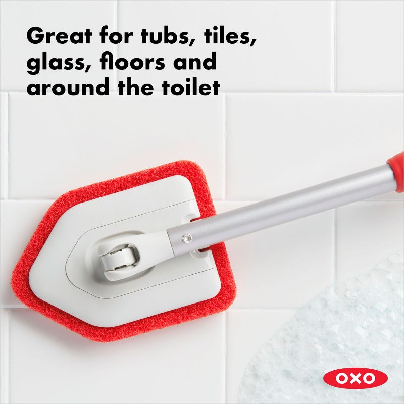 OXO - Extendable Tub & Tile Scrubber