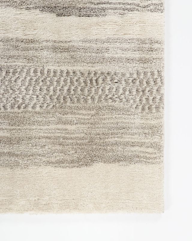 Saxony Lilian Floor Rug - Ecru 160x230cm - OLLO