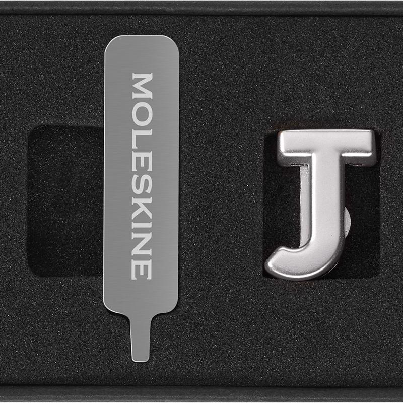 Moleskine Pins J Silver