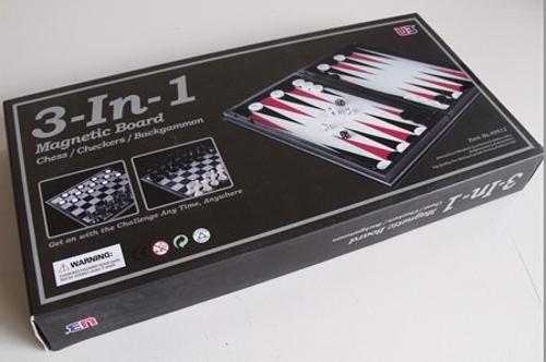 Magnetic 3 in 1 (Chess/Checkers/Backgammon) 14