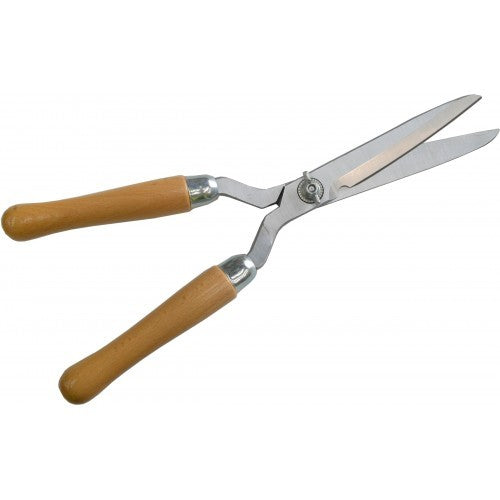 Hedge Shear Freund Topiary with 15cm forged blade, ergonomic handles for precise trimming and shaping of hedges.