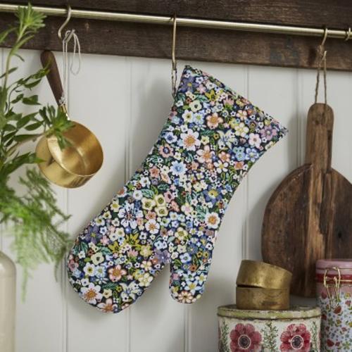 Ulster Weavers Confetti Floral Gauntlet
