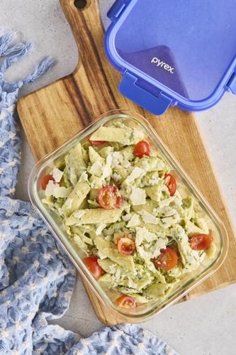 Pyrex Lock N Store Rectangle Container with Blue Lid  1.52L