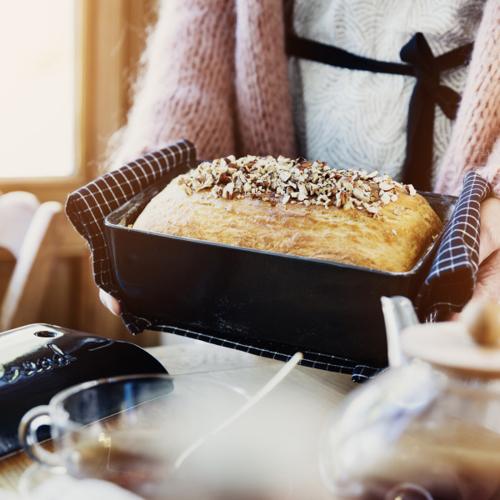 Emile Henry Bread Loaf Baker - Charcoal