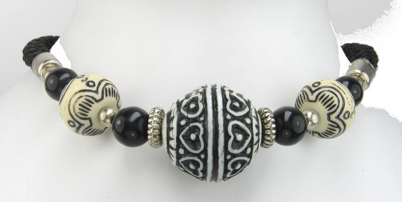 Choker Necklace Pl Black & White