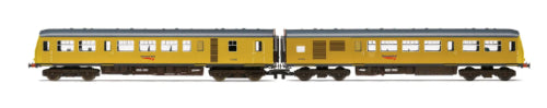 Hornby Cl.960 Iris 2 model train with intricate details, vibrant decals, and reliable motor, ideal for OO gauge railways.