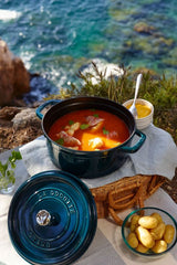 Round-Cocotte-Staub-La-Mer-Sea-Blue-20cm