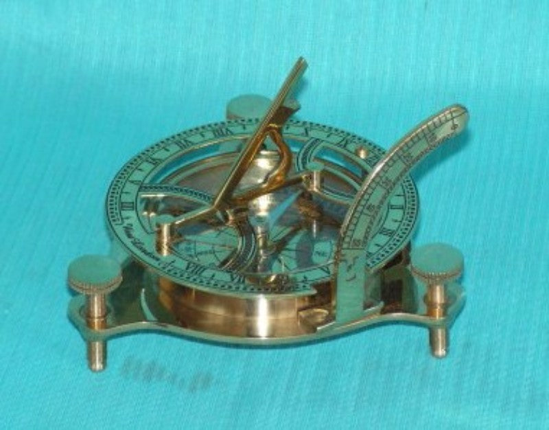 Sundial / Compass