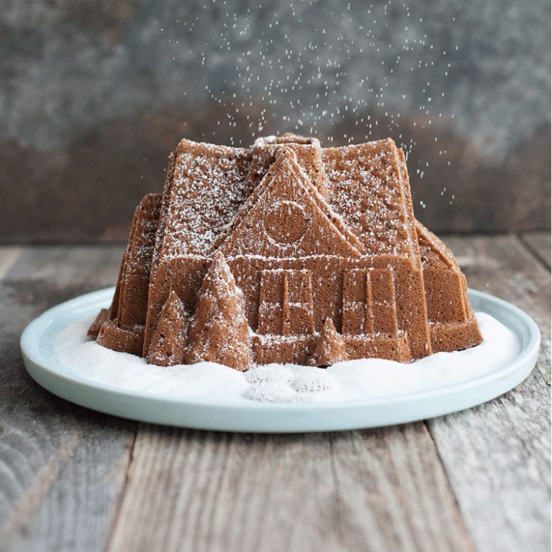 Nordic Ware Gingerbread House Bundt® Pan