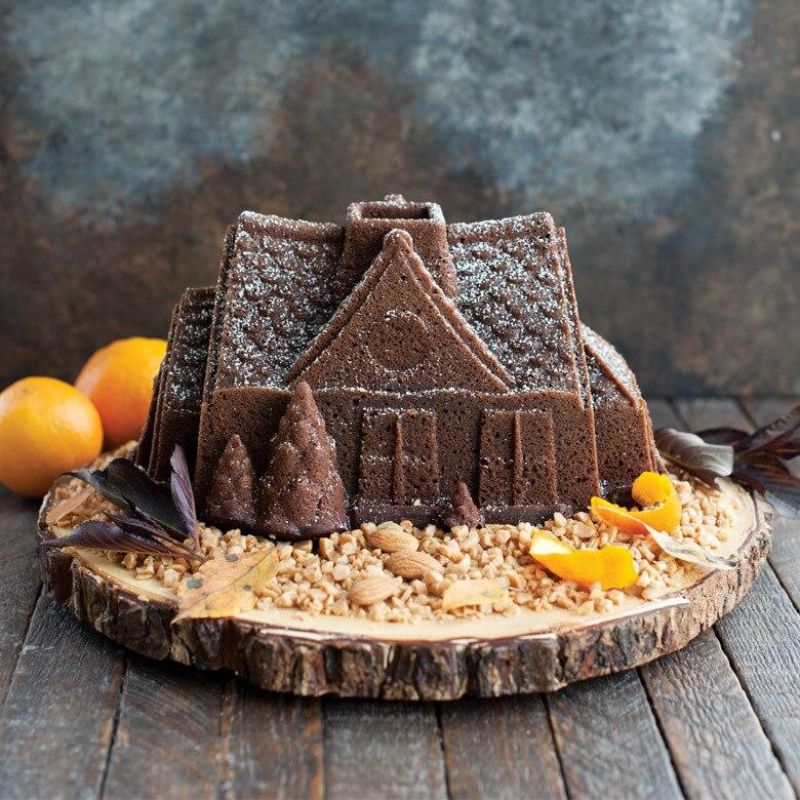 Nordic Ware Gingerbread House Bundt® Pan