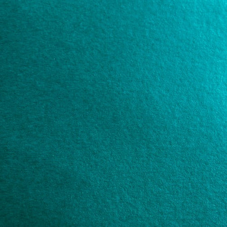 Pack of 10 Metallic Green Showcards, 50x65 cm, durable and vibrant for crafts and displays.