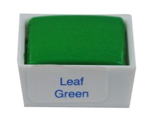 Daler-Rowney Georgian Leaf Green watercolour half pan for smooth blending and vibrant, nature-inspired artwork.