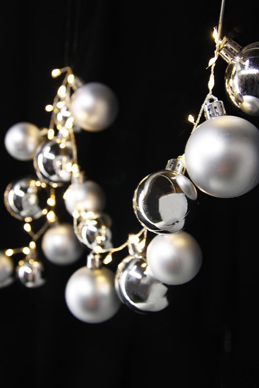 120 LED Cascade Bauble String -  White