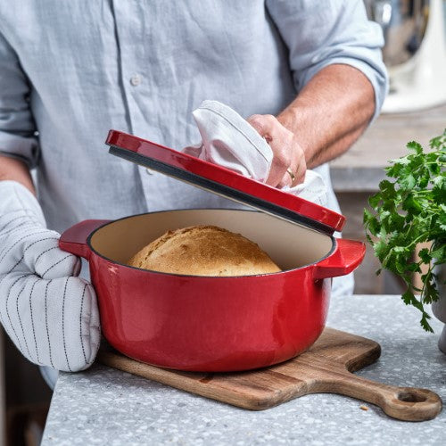 Empire Red Covered Round Casserole 26cm/5.2L - KitchenAid