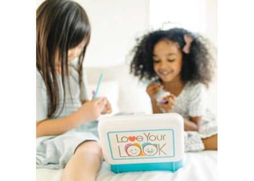 Melissa & Doug - Love Your Look - Makeup Kit Play Set