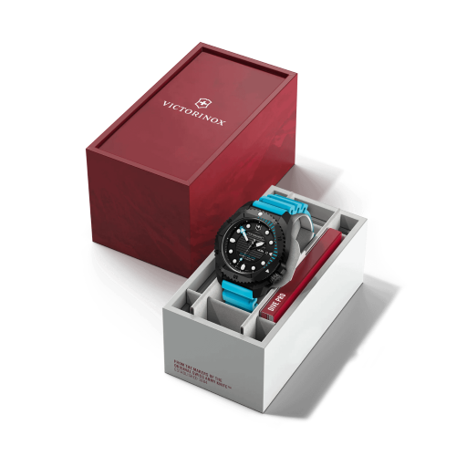Watch - VICTORINOX Dive Pro 43mm Black Dial Blue Rubber Strap