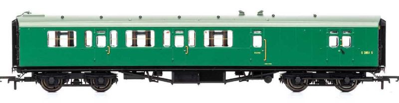 Hornby Train Accessory - BBR Bulleid 59' CorrIDOR Brake 3rd