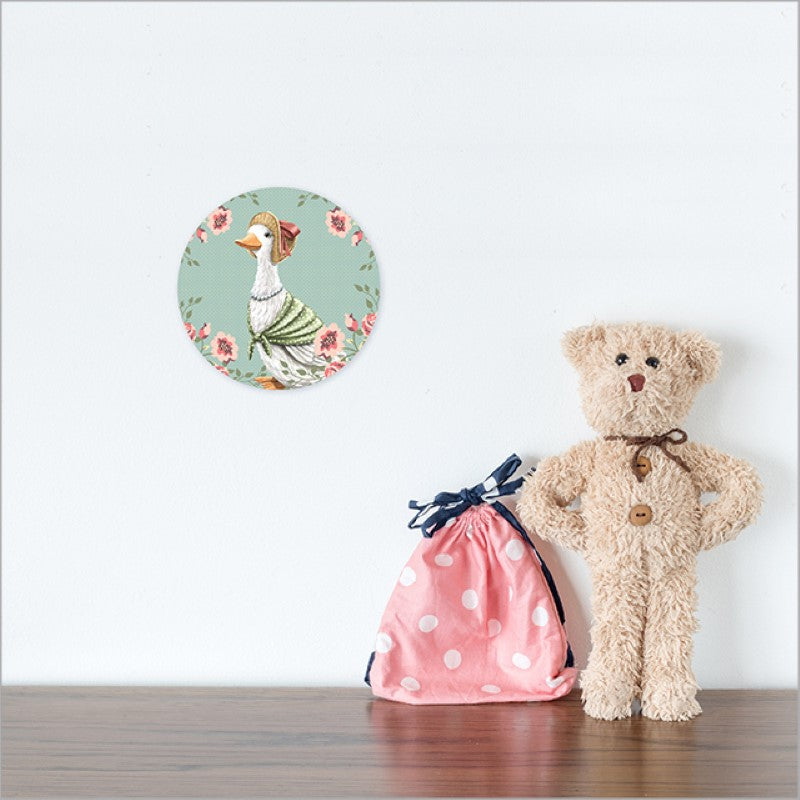 Printed Canvas Circle - Mrs Daisy (Small)