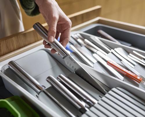 DrawerStore Expanding Tray/ Knife Block - Joseph Joseph