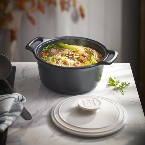 SUBLIME Round Dutch Oven / Stewpot - 5,5 L - Emile Henry