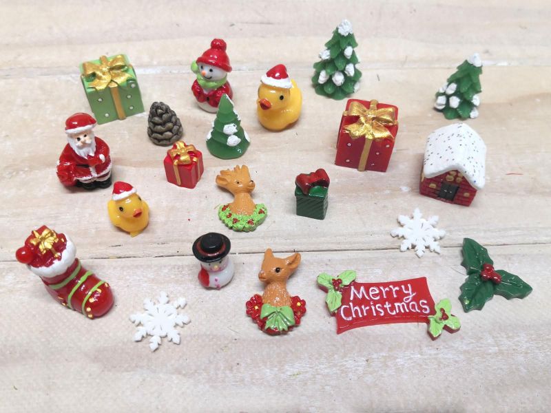 Ornaments - Miniature Christmas Pieces (Set of 20)