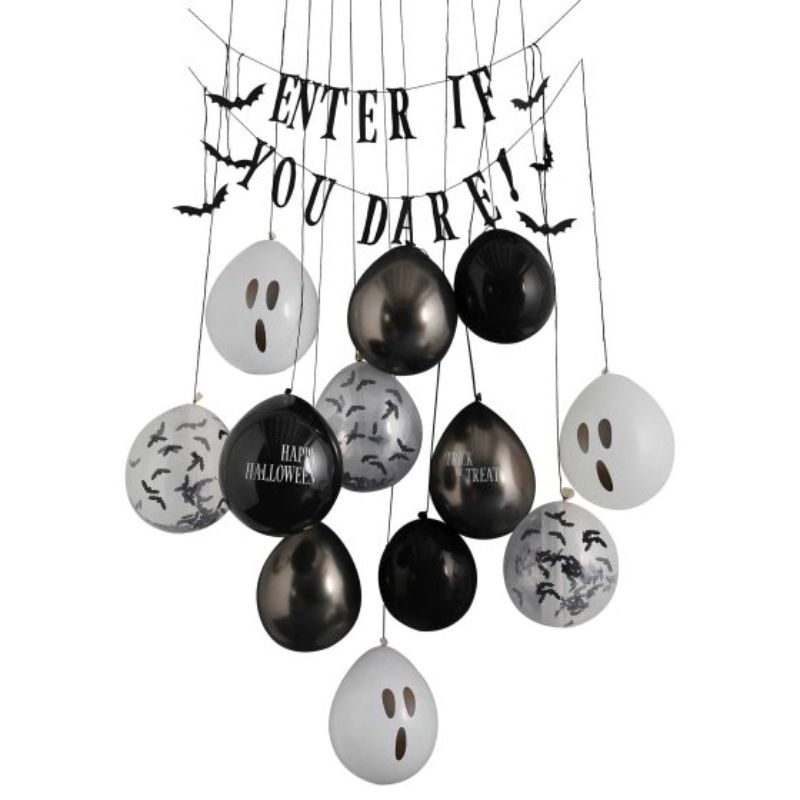 Halloween decoration kit with spooky balloons, bats, and bunting for a thrilling entrance to your spooky festivities.